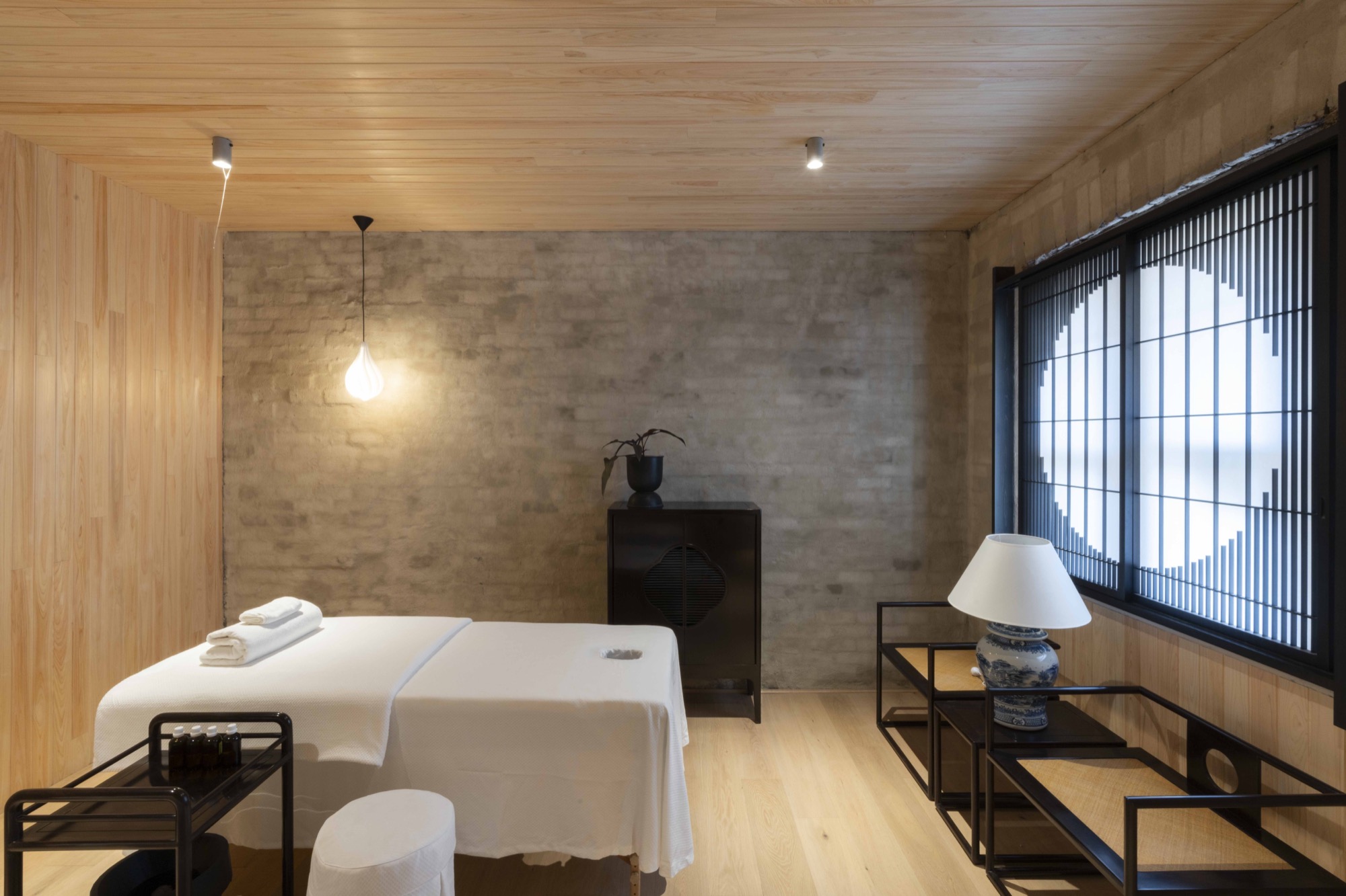 hydrate calm facial massage in the brick st kilda